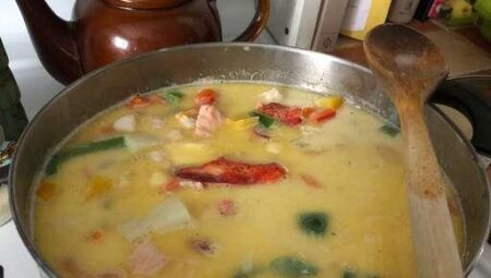 Mom’s Nova Scotia Seafood Chowder