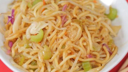 Copycat Panda Express Chow Mein