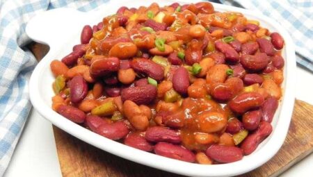 Home-Style Vegetarian Baked Beans